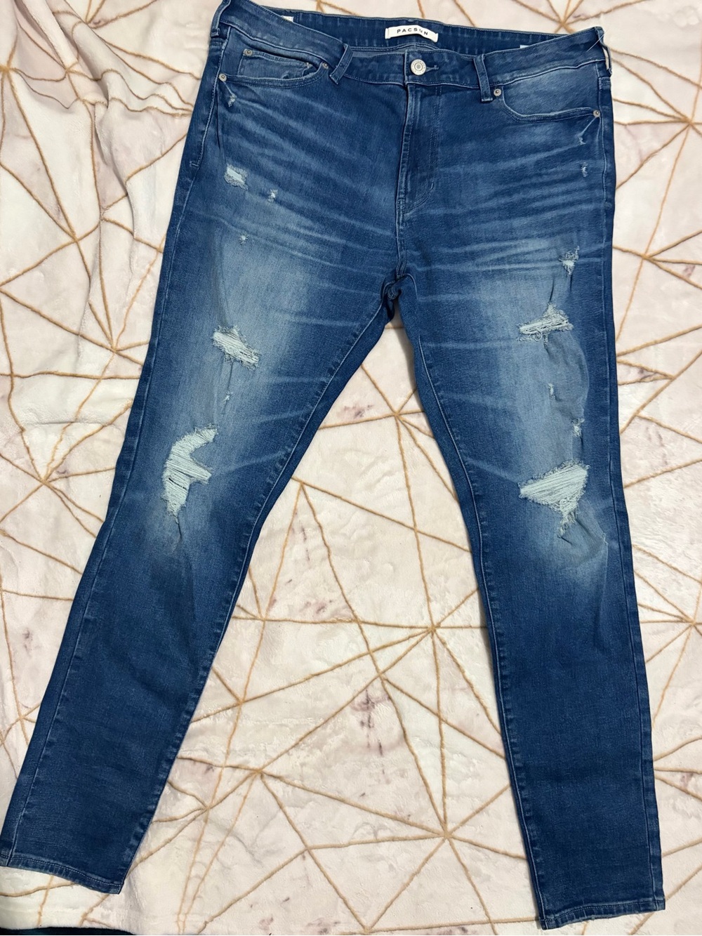 PacSun Women's Distressed Skinny Jeans in Dark Blue Wash